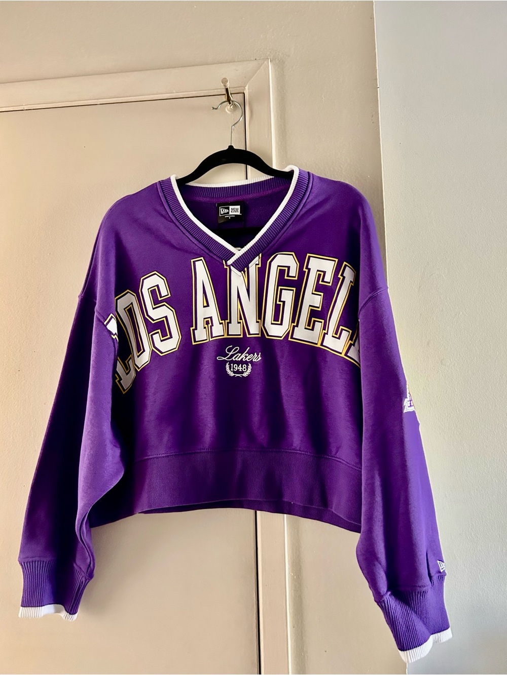 New Era Purple Los Angeles V-Neck Cropped Sweatshirt